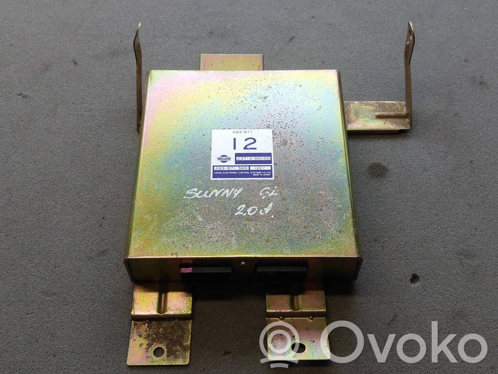 Nissan Sunny Engine control unit/module 