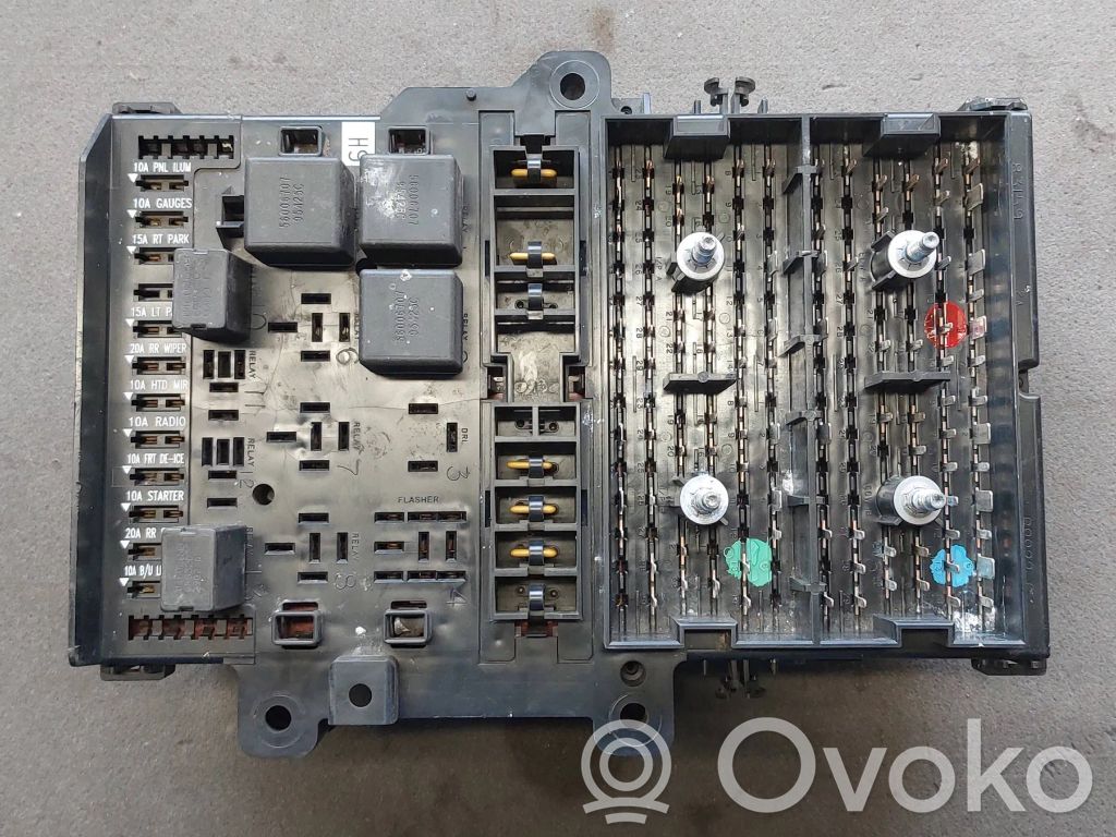 Chrysler Voyager Fuse box set 