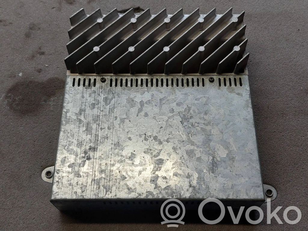 BMW 5 E39 Garso stiprintuvas 