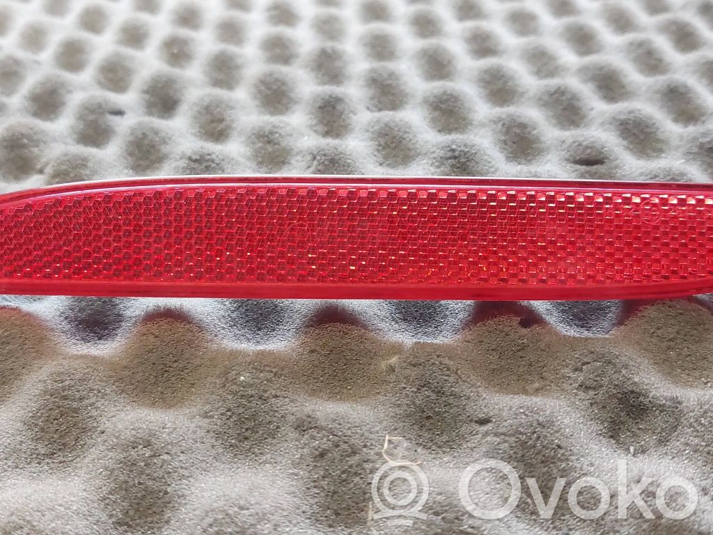 Reflector de faros/luces traseros   2990863