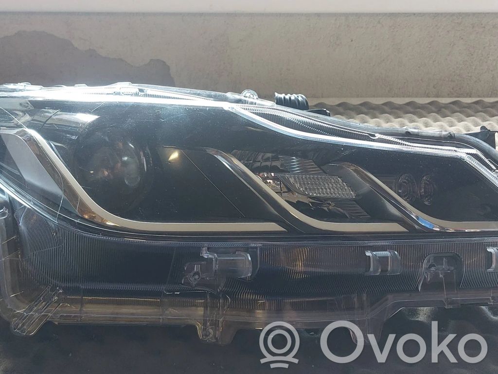 Toyota Corolla E210 E21 Priekinis žibintas 