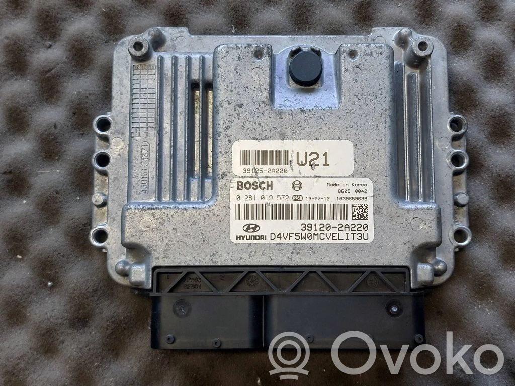 Hyundai i40 Engine control unit/module 