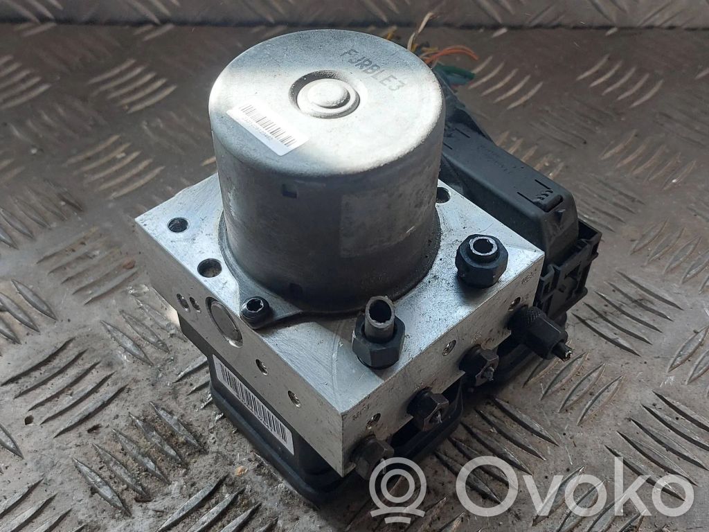 KIA Sorento ABS Pump 