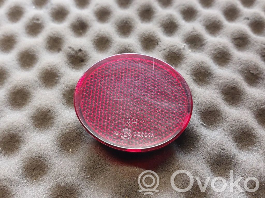 Nissan Qashqai Reflector spate 