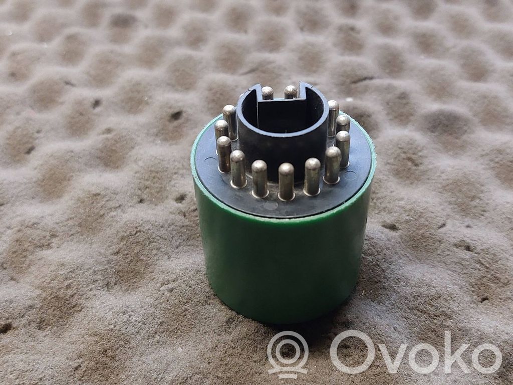 Volvo 940 Light relay 