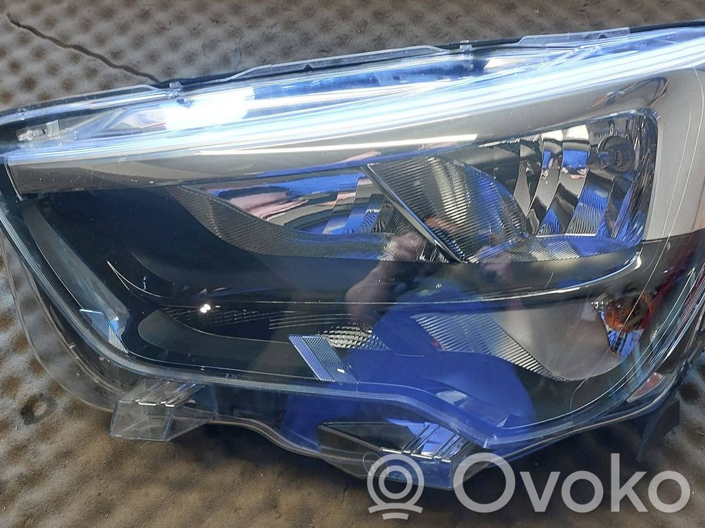 Opel Combo E Headlight/headlamp 