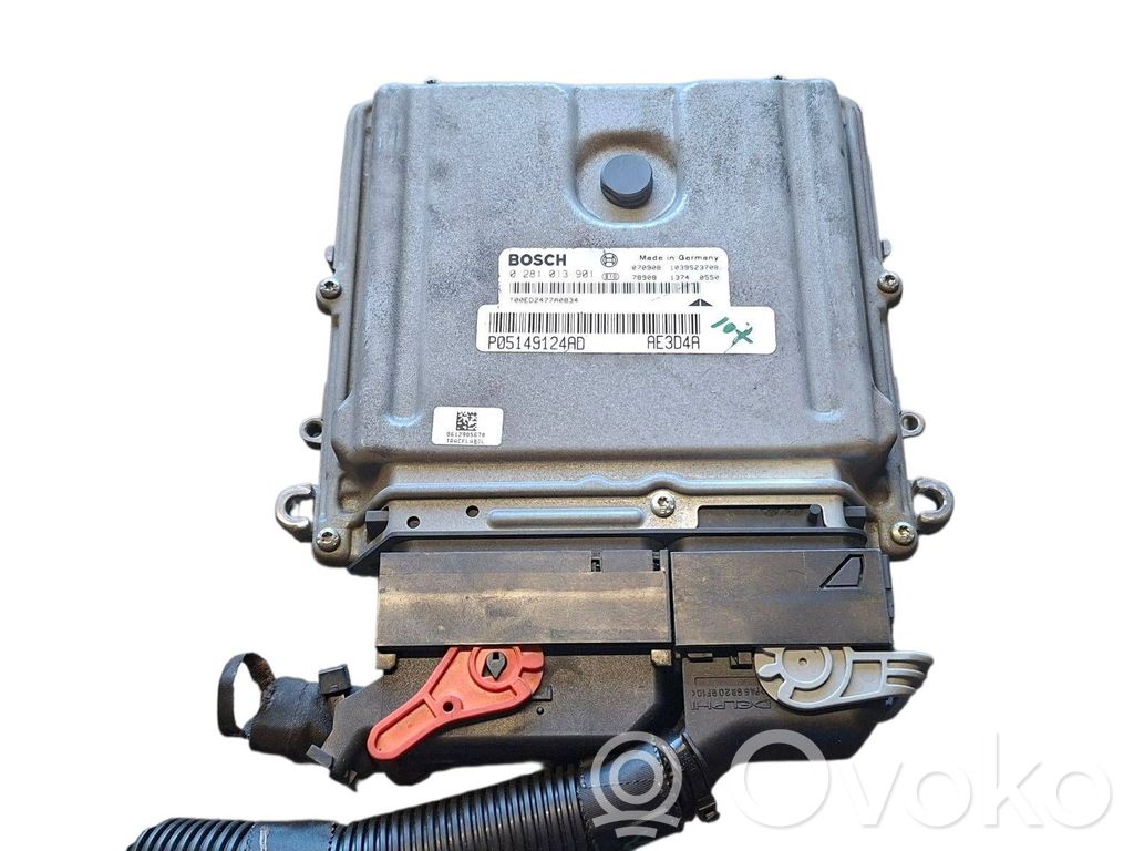 Engine control unit/module   0281013901,P05149124AD
