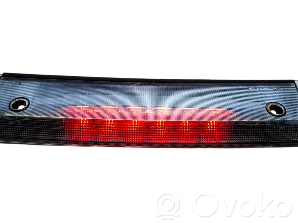 Ford Kuga I Kolmas/lisäjarruvalo 