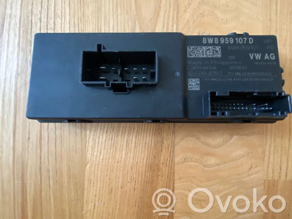 Unité de commande / module de hayon   8W8959107D,8W8959107,A2C74487812