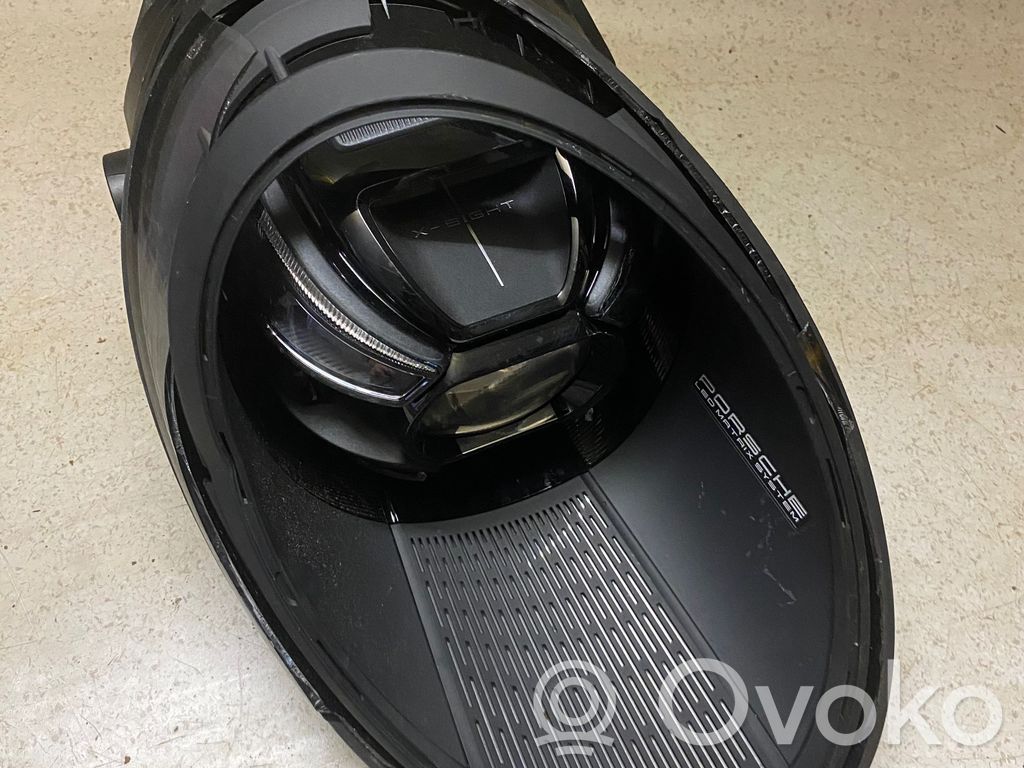 Porsche 992 Scheinwerfer 