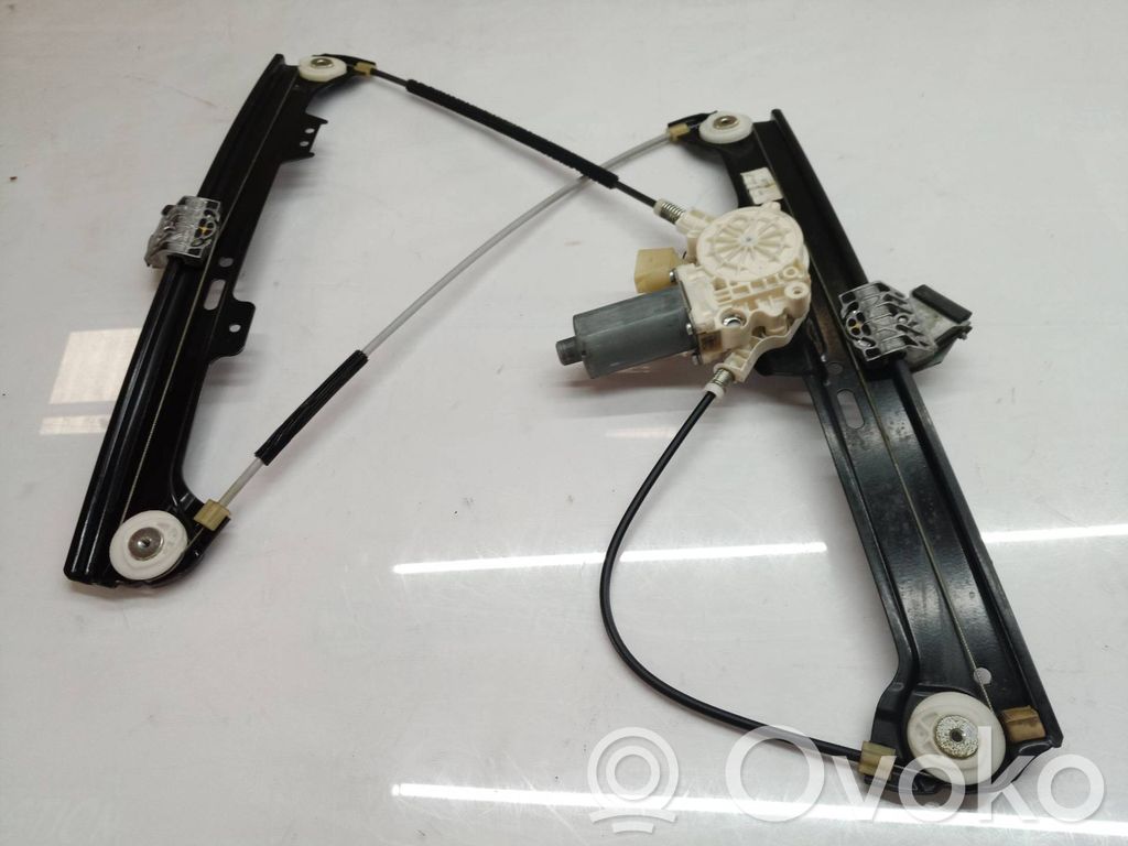 Regulador de ventanilla eléctrico de puerta delantera   6981142,6981142,997748100