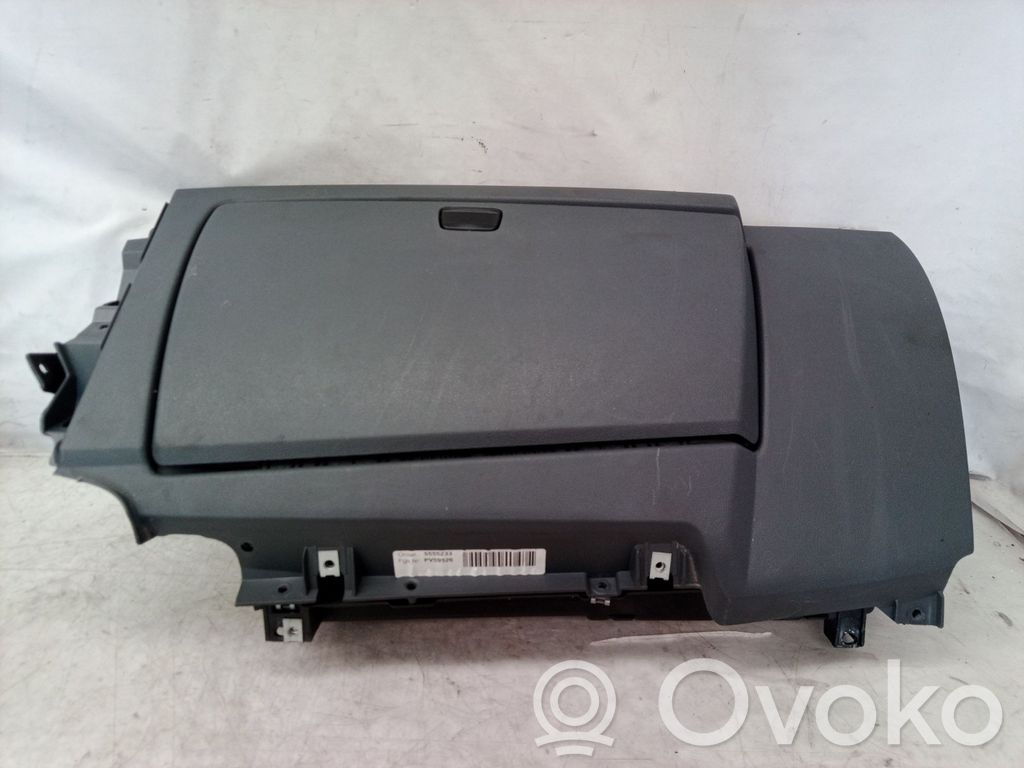 BMW 1 E81 E87 Glove box 