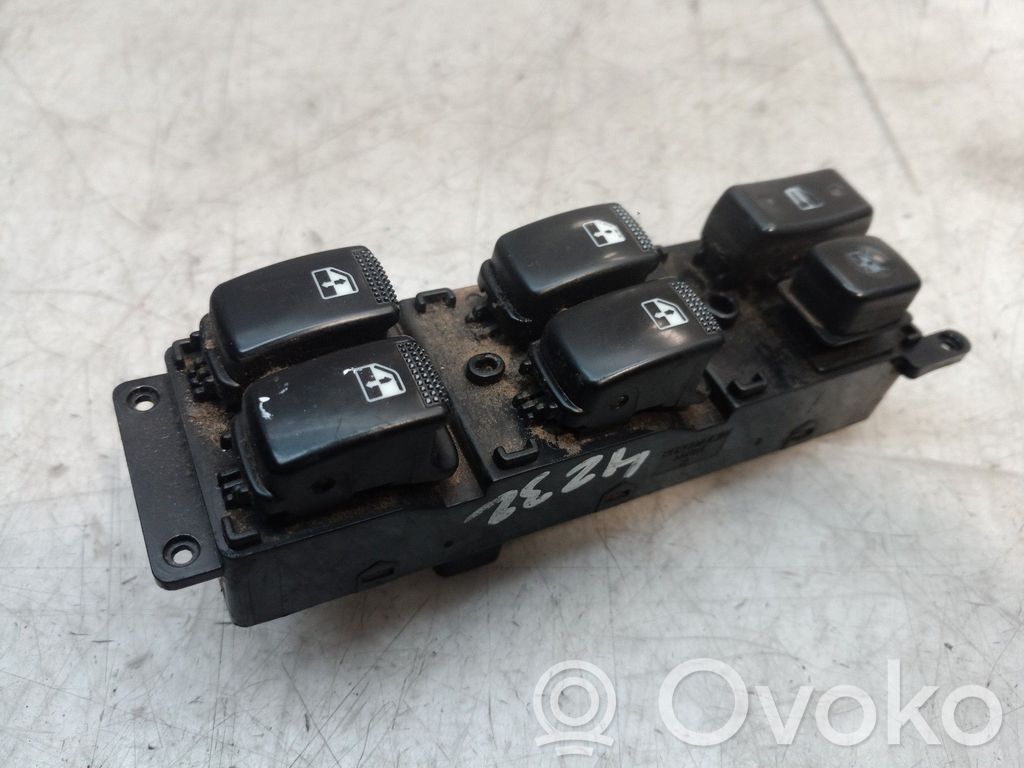 KIA Rio Electric window control switch 