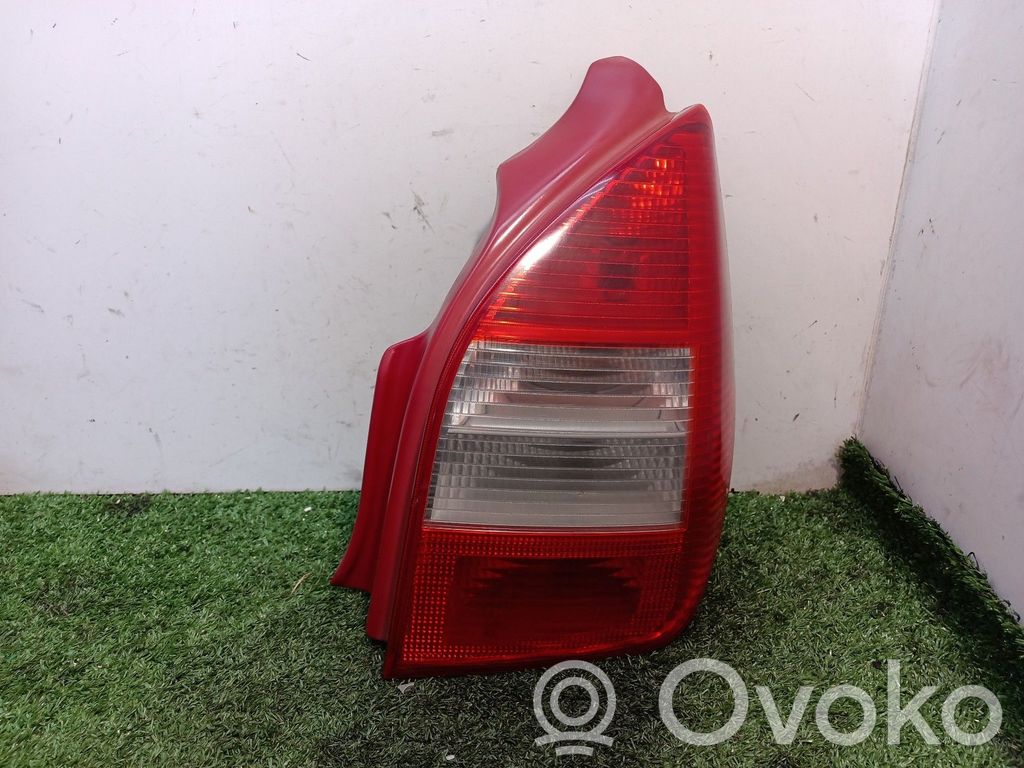 Citroen C2 Galinis žibintas kėbule 