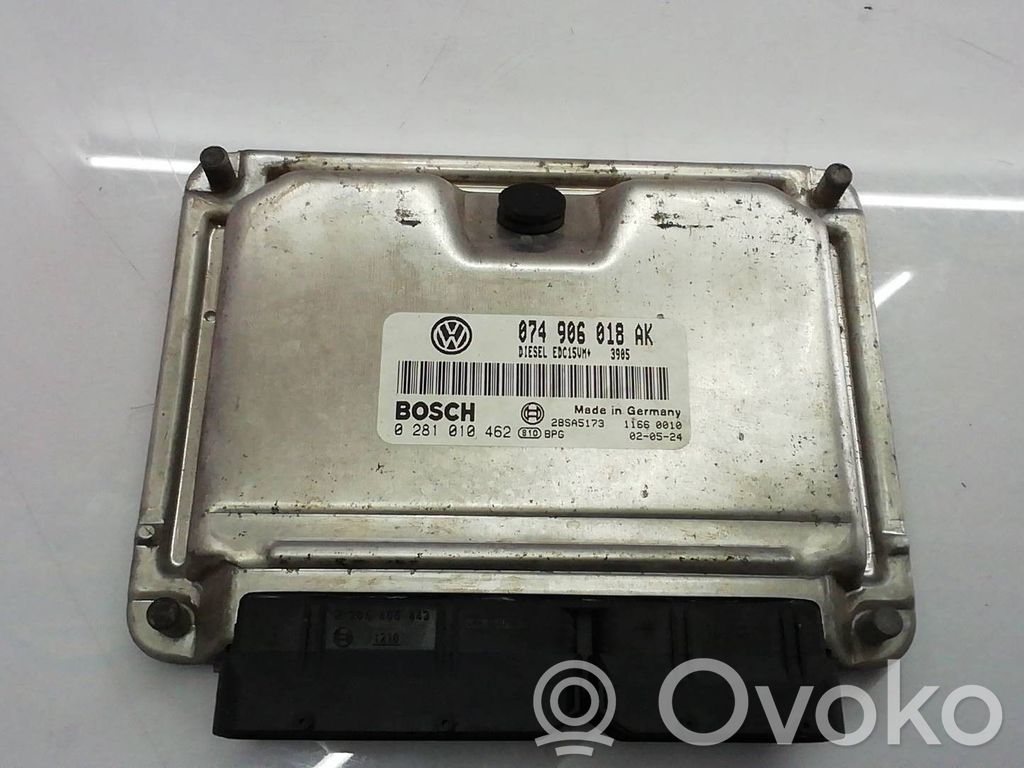Volkswagen Transporter - Caravelle T5 Engine control unit/module 