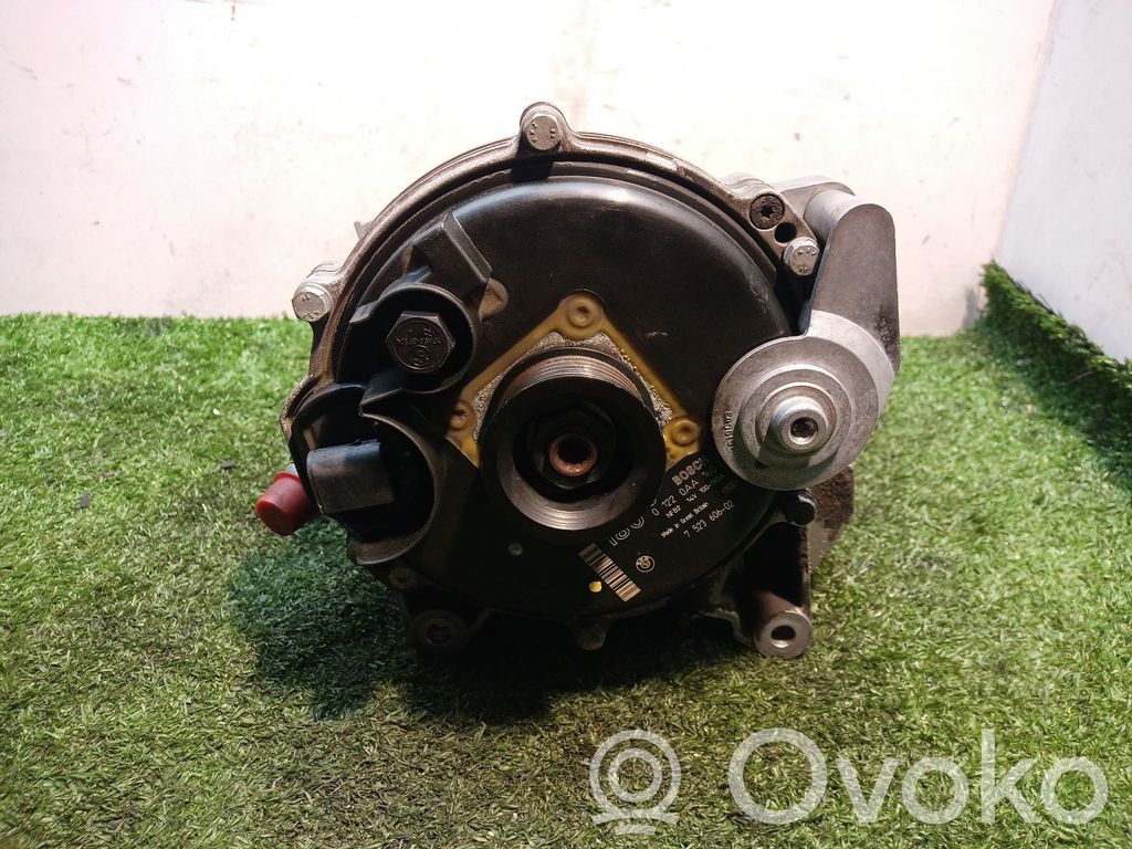 BMW 7 E65 E66 Ģenerators 