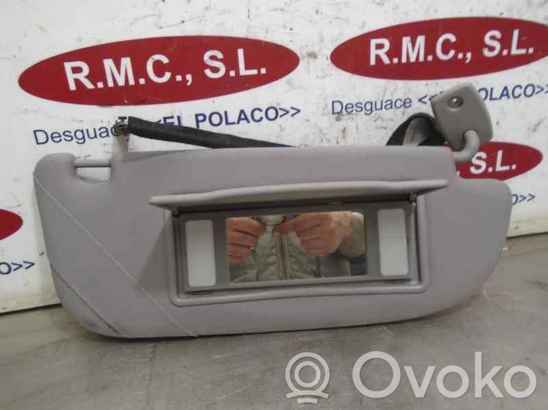 Sun visor