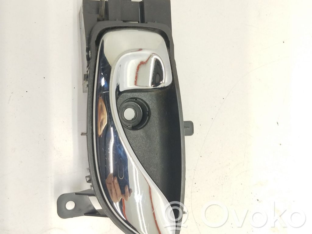 Manecilla interna puerta trasera   80671JY00A