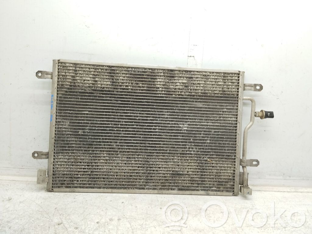 Audi A4 S4 B6 8E 8H Radiatore di raffreddamento A/C (condensatore) 