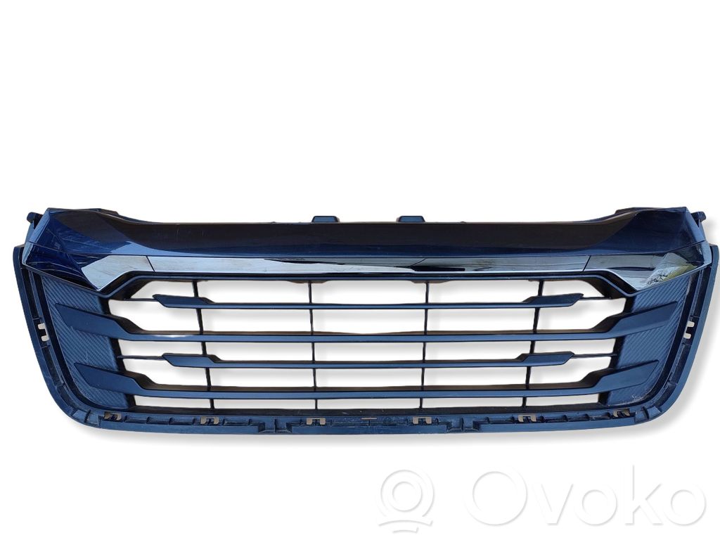 Isuzu D-Max Front grill 