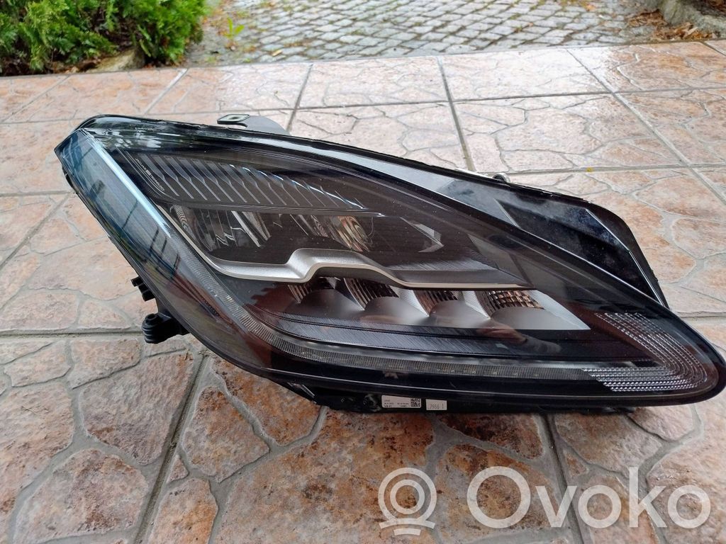 Jaguar E-Pace Headlight/headlamp 