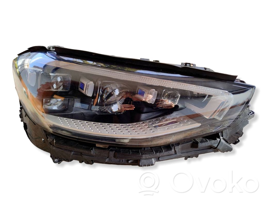 Mercedes-Benz S W223 Lampa przednia 