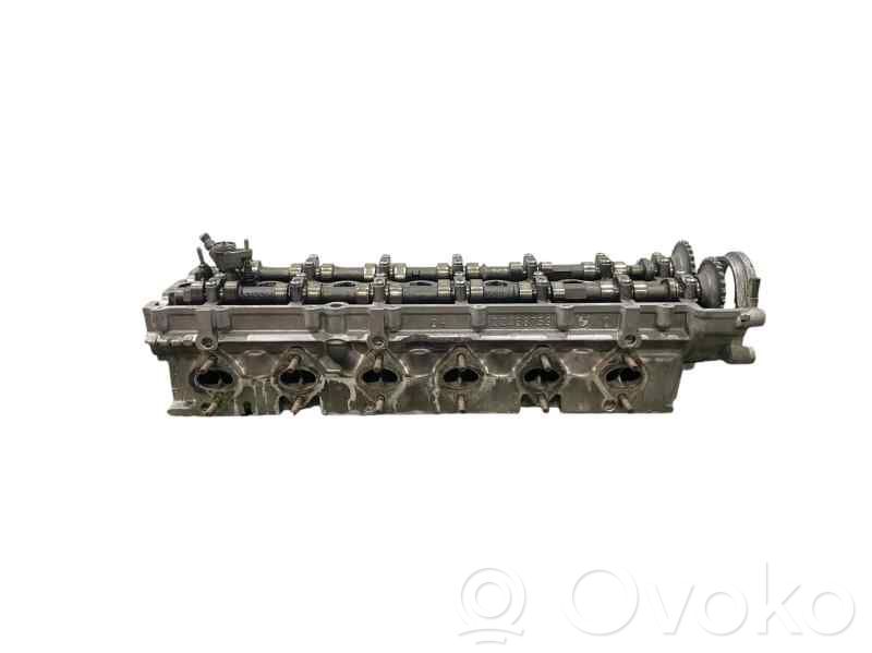 BMW 5 E39 Engine head 
