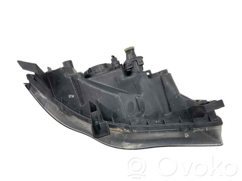 Scheinwerfer   XBC002690