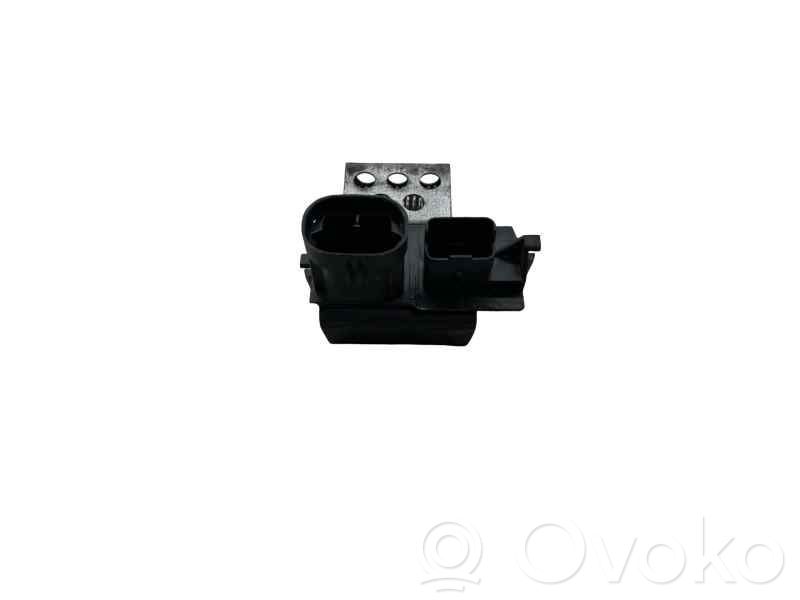 Citroen C4 II Picasso Releu ventilator lichid răcire 