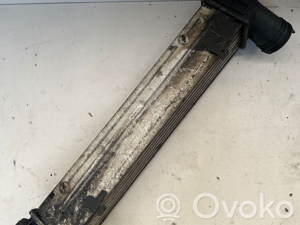 BMW 3 E90 E91 Interkūlerio radiatorius 