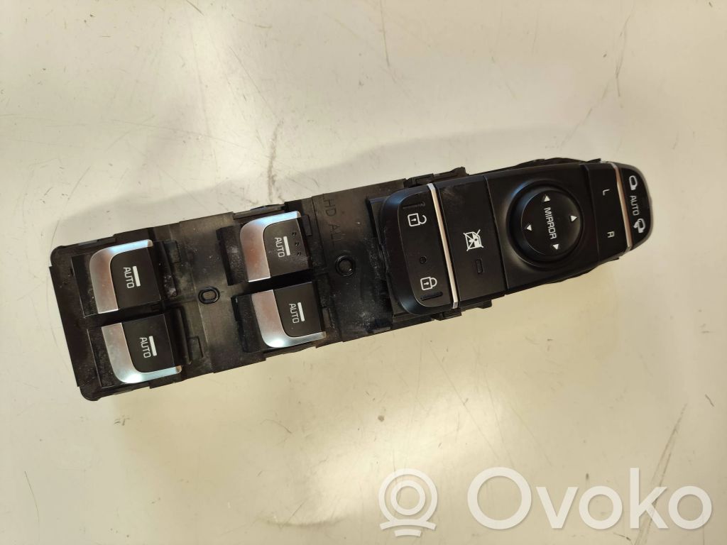Electric window control switch   299158167,S160