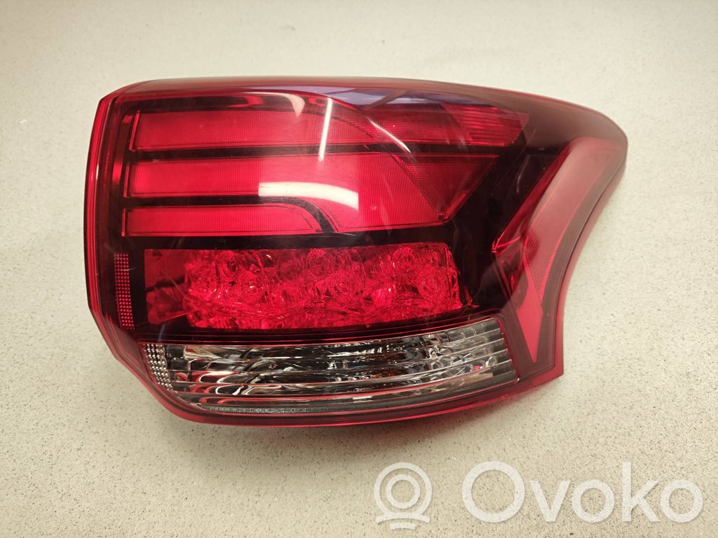 Mitsubishi Outlander Lampa tylna 