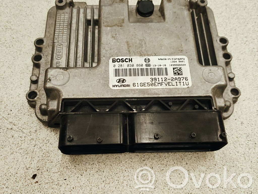 Hyundai i30 Engine control unit/module 