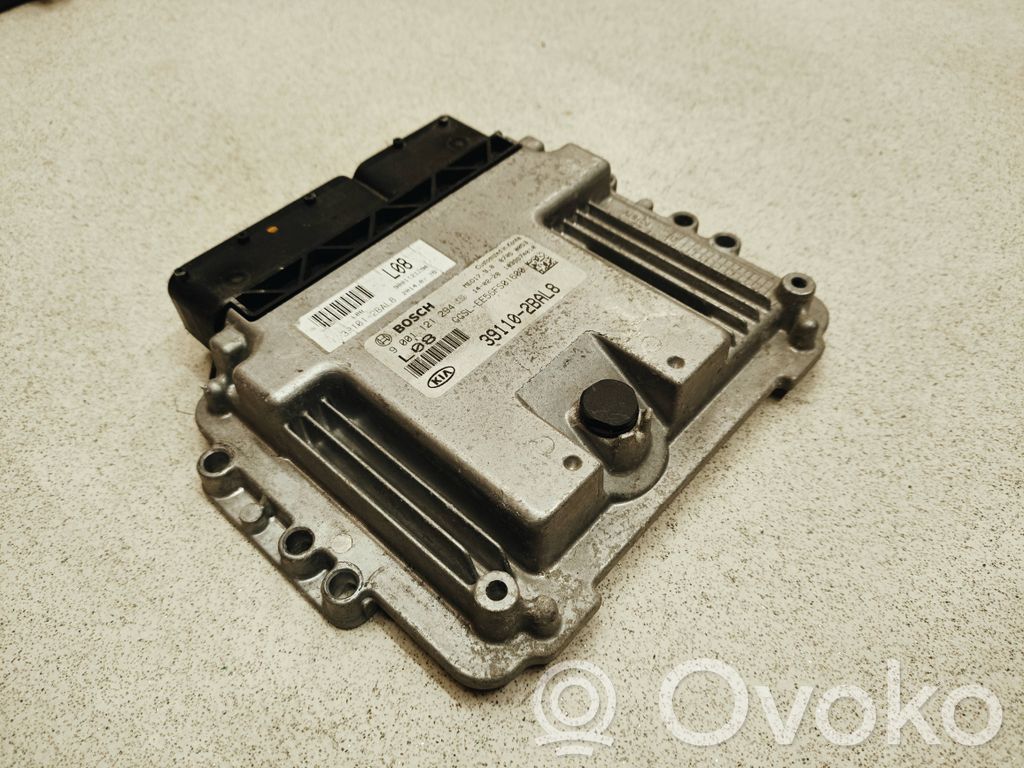 KIA Sportage Engine control unit/module 