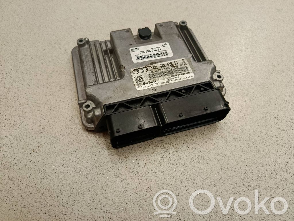 Audi A4 S4 B8 8K Engine control unit/module 
