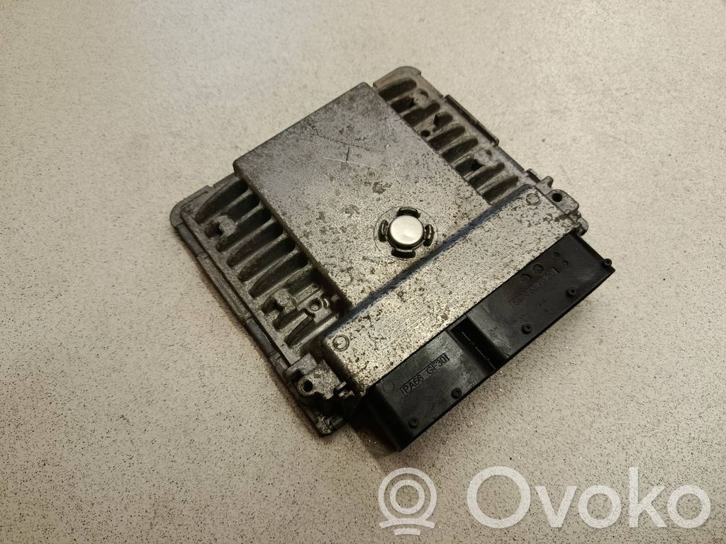 Skoda Fabia Mk2 (5J) Engine control unit/module 