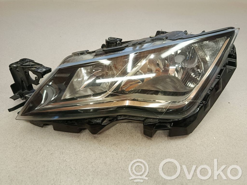 Seat Leon (5F) Etu-/Ajovalo 