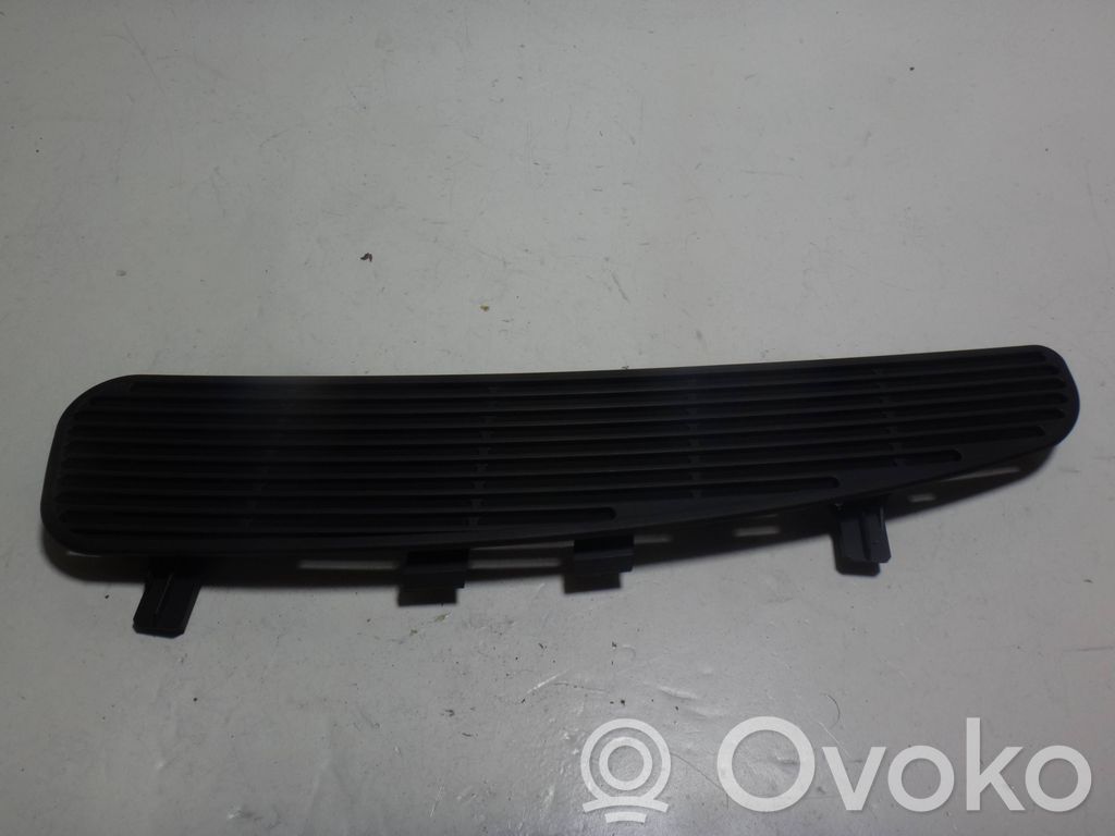 BMW 5 E39 Rejilla de ventilación trasera 