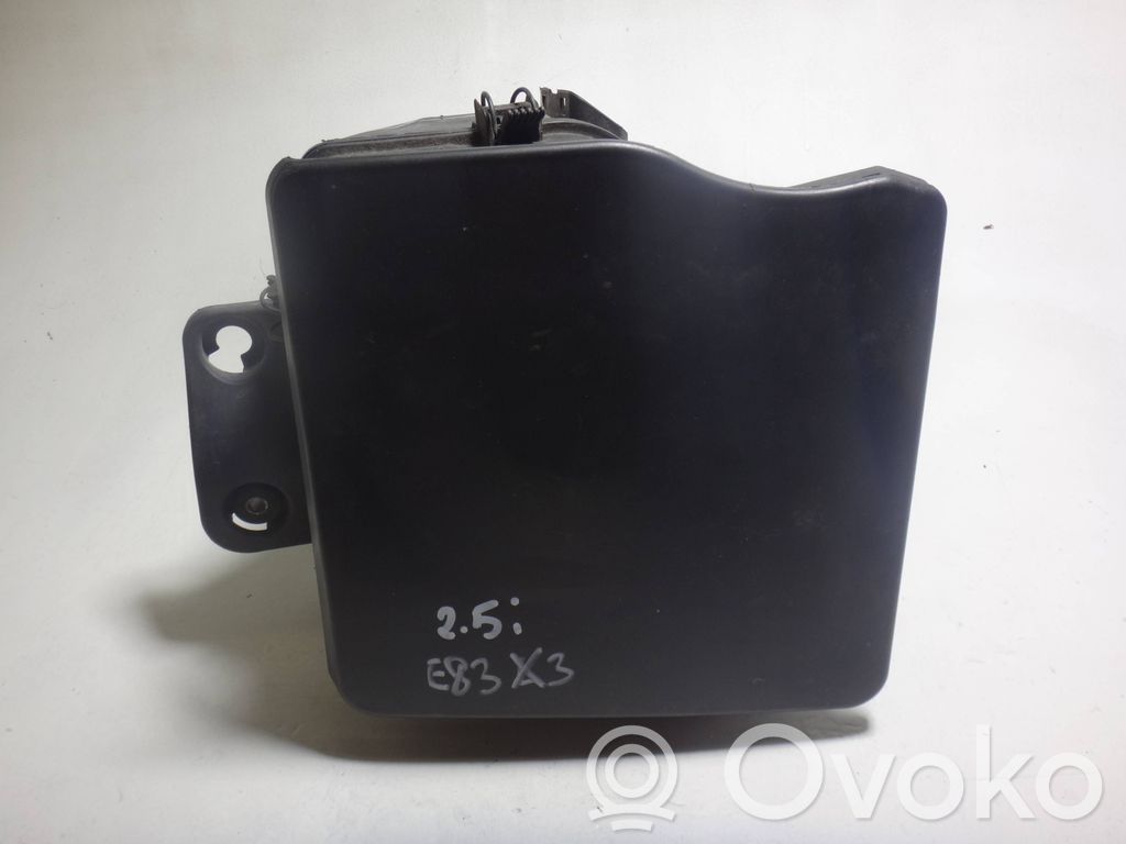 Air filter box