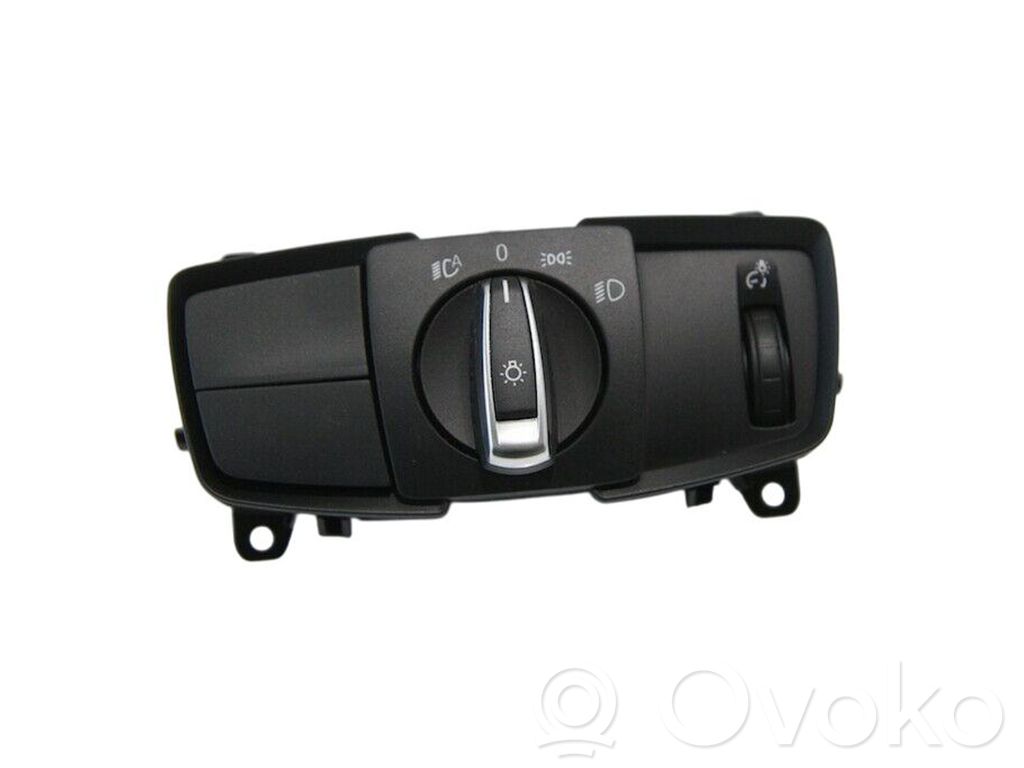 BMW 2 F22 F23 Przełącznik świateł 