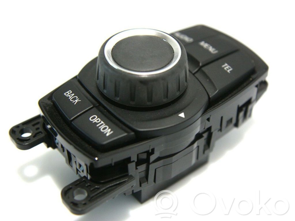 Controllo multimediale autoradio   65829317695,9317695,9317695,65829317695,65829318781,65829381678,9317695,9318781,9381678