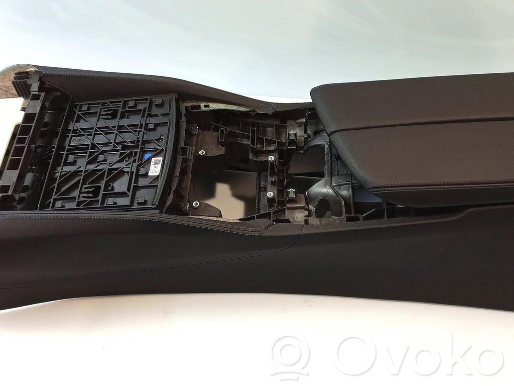 BMW 5 G30 G31 G38 Consola central 