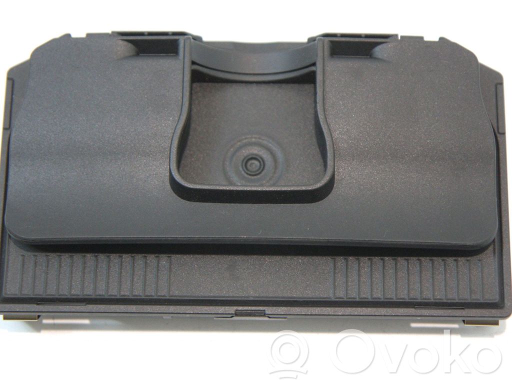BMW 7 G11 G12 Wireless charging module 