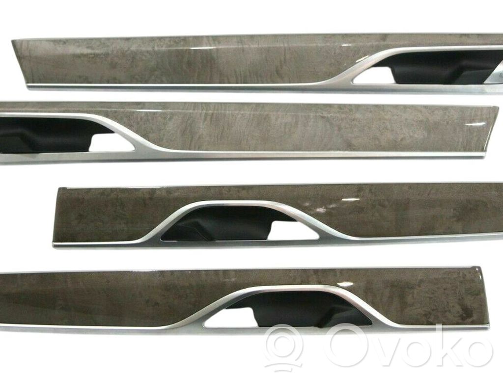 BMW 7 G11 G12 Ramă consolă centrală 