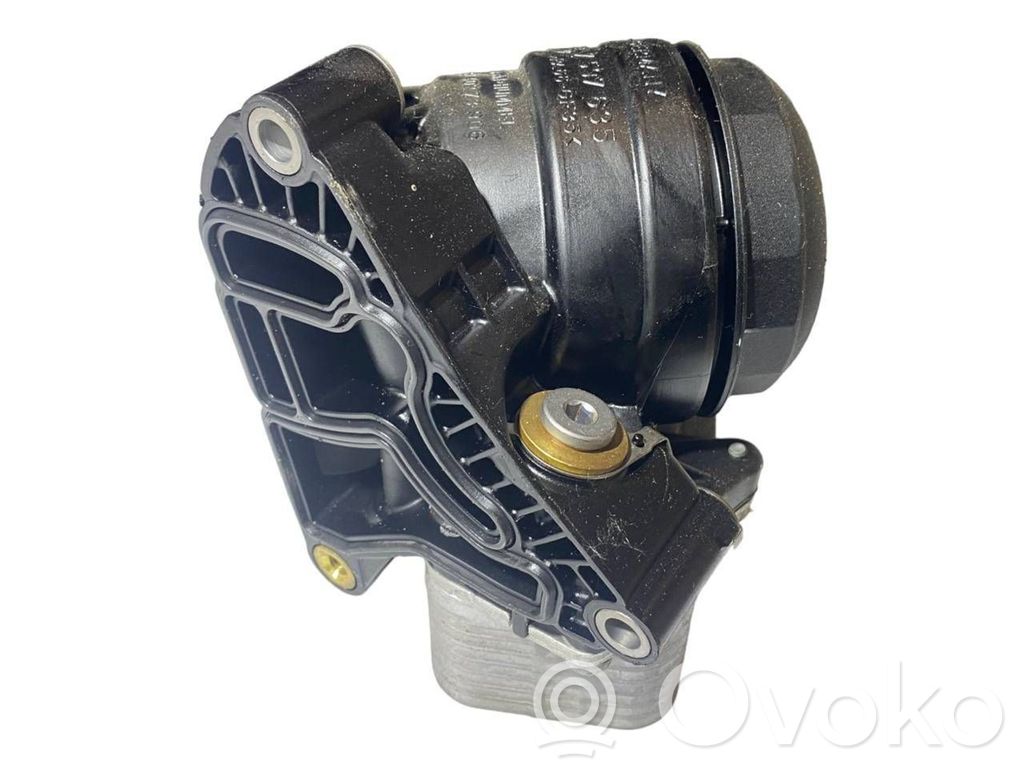 BMW 3 F30 F35 F31 Oil filter mounting bracket 