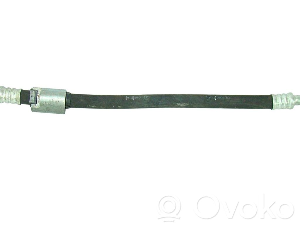 BMW 3 E90 E91 Ilmastointilaitteen putki (A/C) 