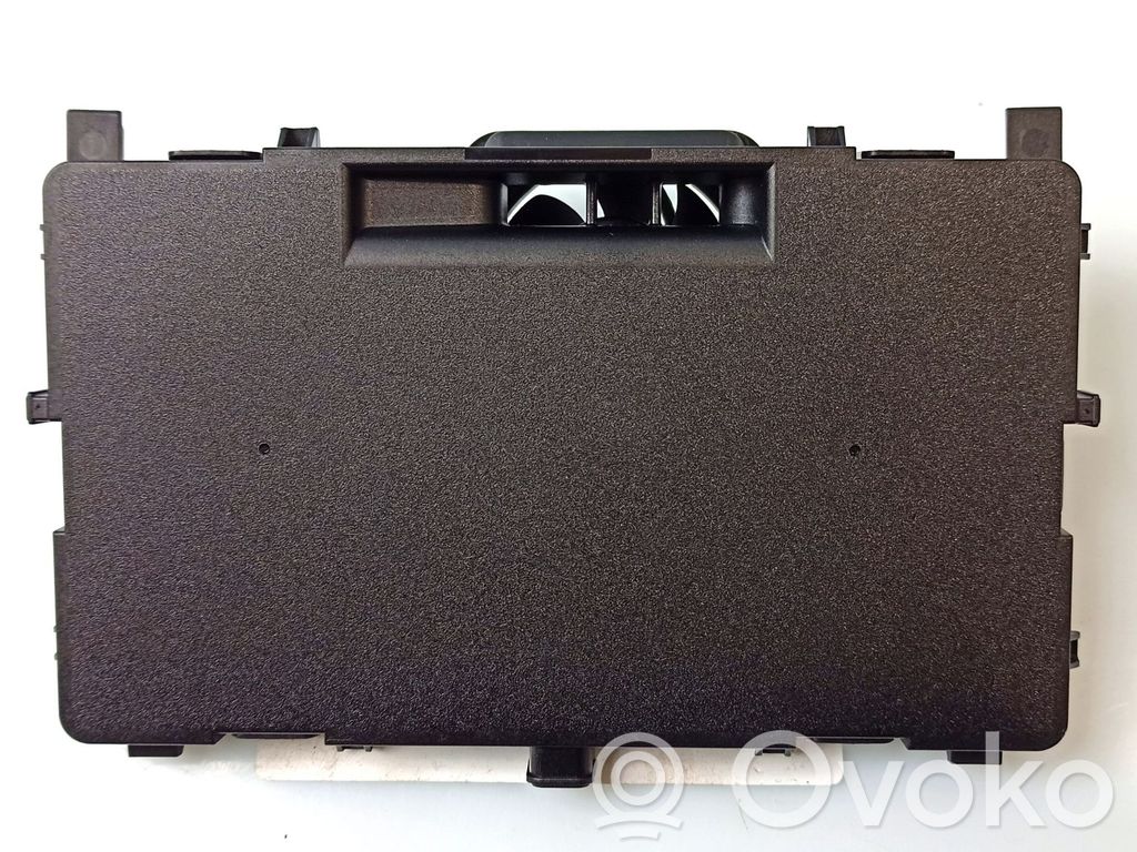 BMW 2 Active Tourer U06 Wireless charging module 