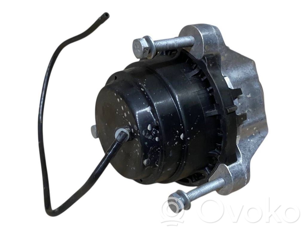 BMW 5 G30 G31 G38 Engine mount bracket 