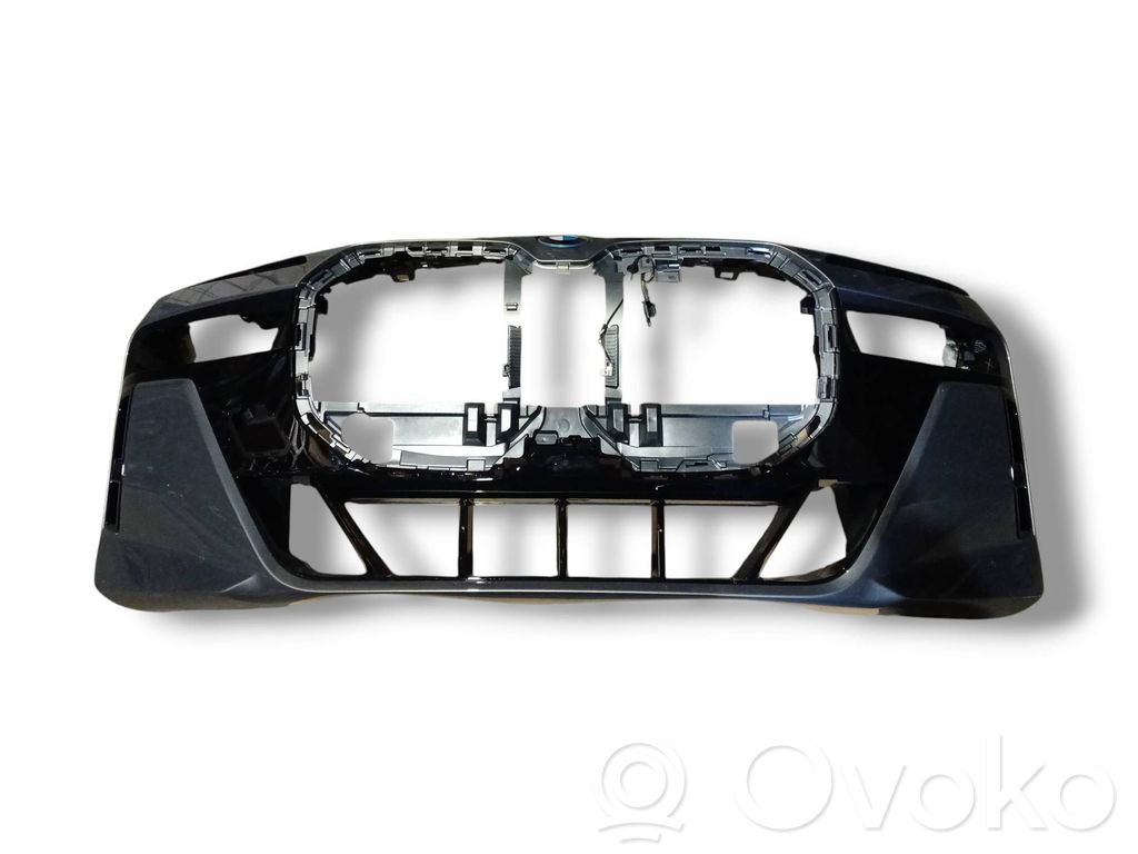 BMW 7 G70 Front bumper 