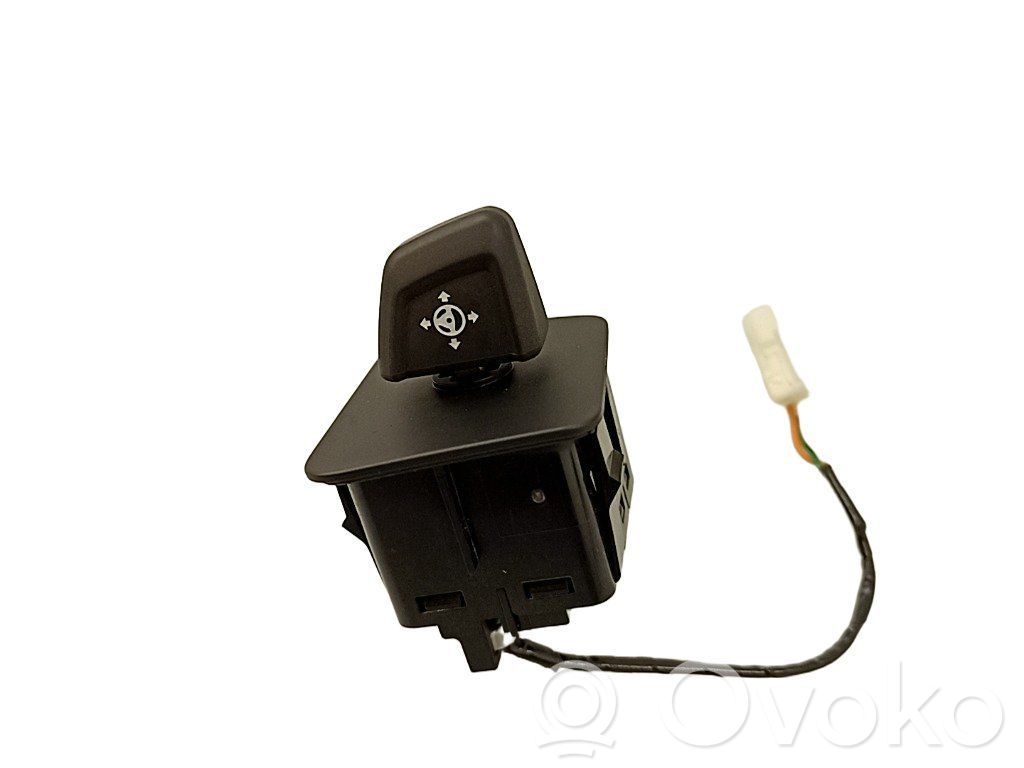BMW 5 G60 G61 Steering wheel adjustment switch 